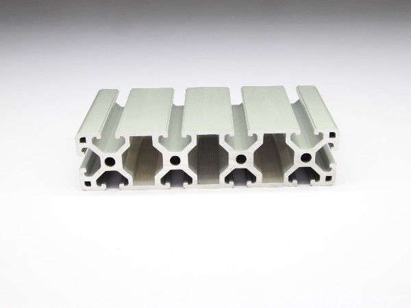 鋁型材價(jià)格多少錢一噸？算法在這兒了