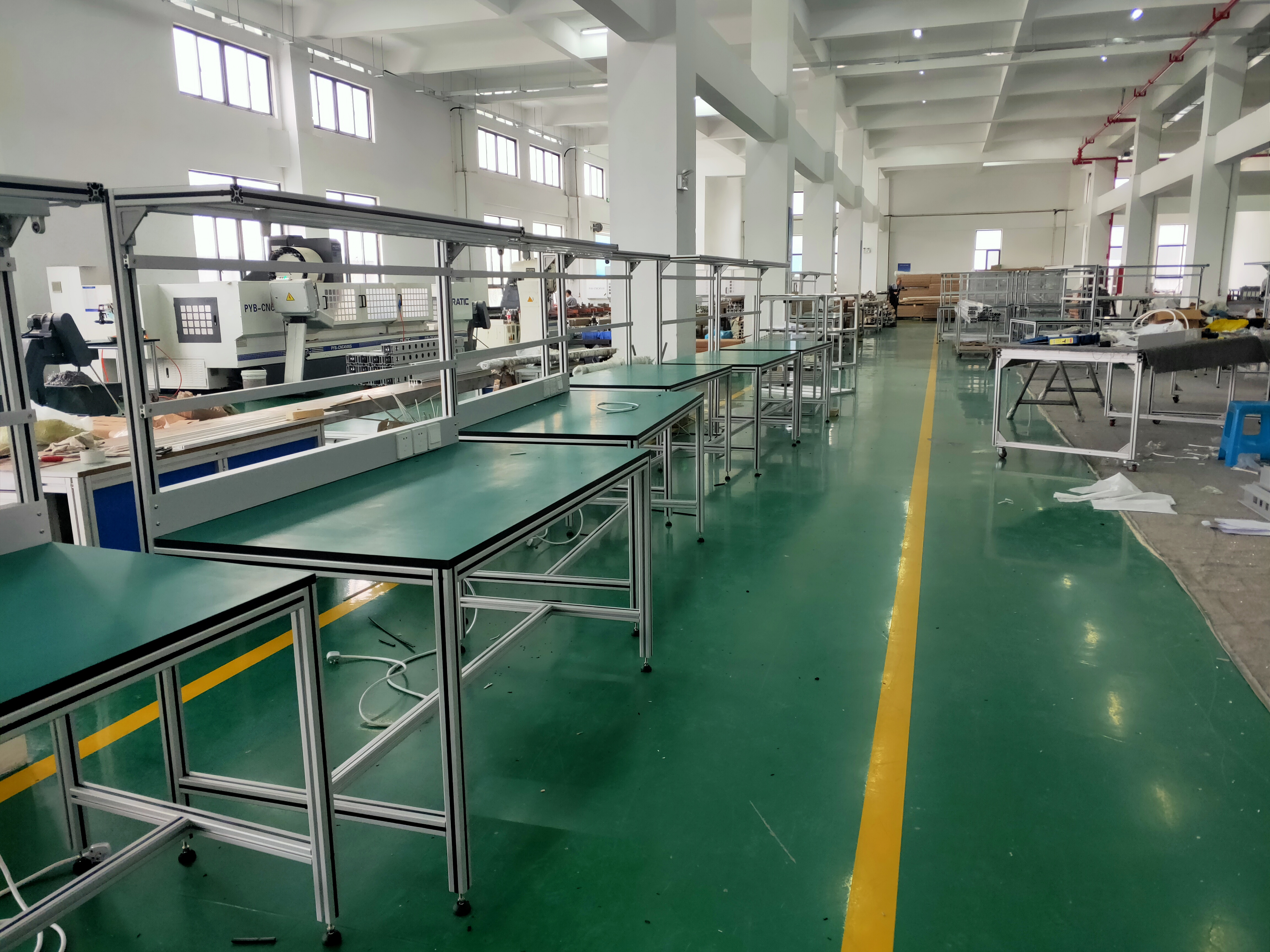 南京防靜電工作臺有著怎樣的不同之處？