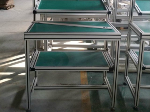 鋁型材工作臺哪家好？沒有對比就沒有傷害