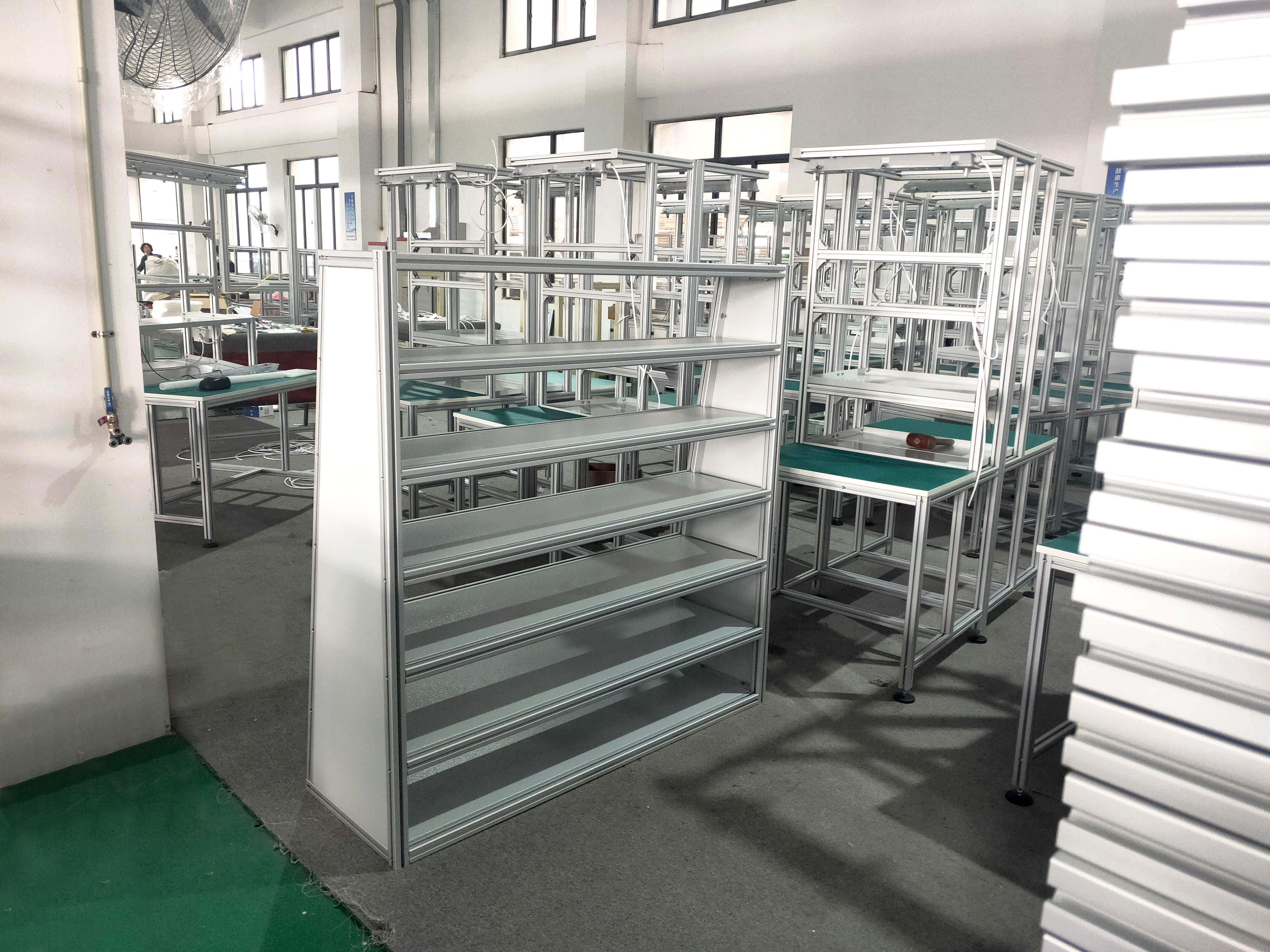 泰州鋁合金框架廠家，用8080型材搭建哪類框架？