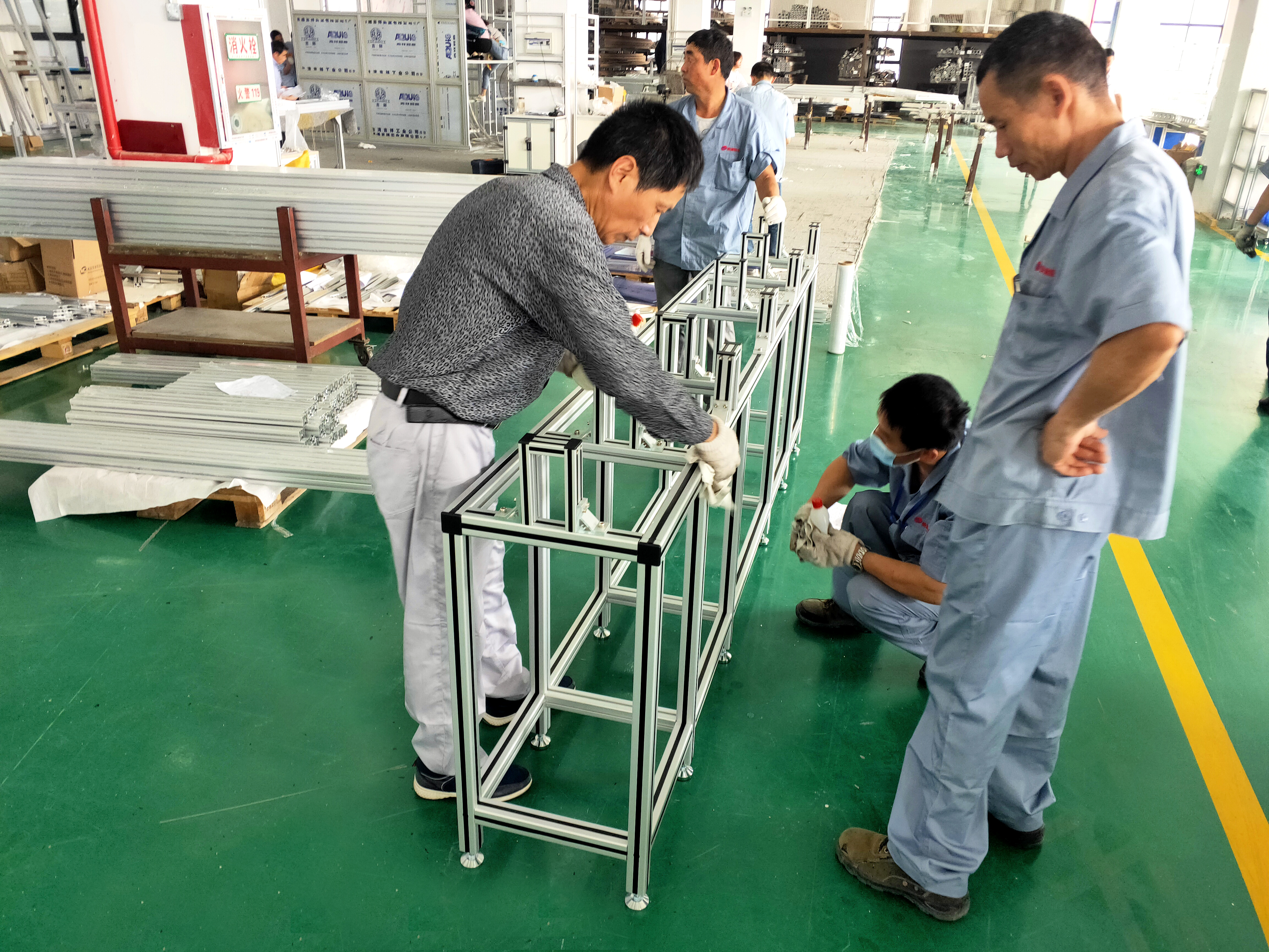 工業(yè)鋁型材圍欄，不同客戶的加工方案