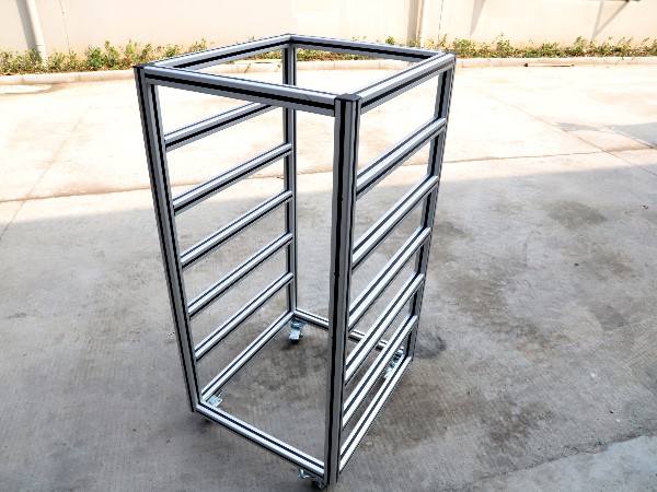 泰州鋁合金框架廠家，材質(zhì)用的是6063-T5