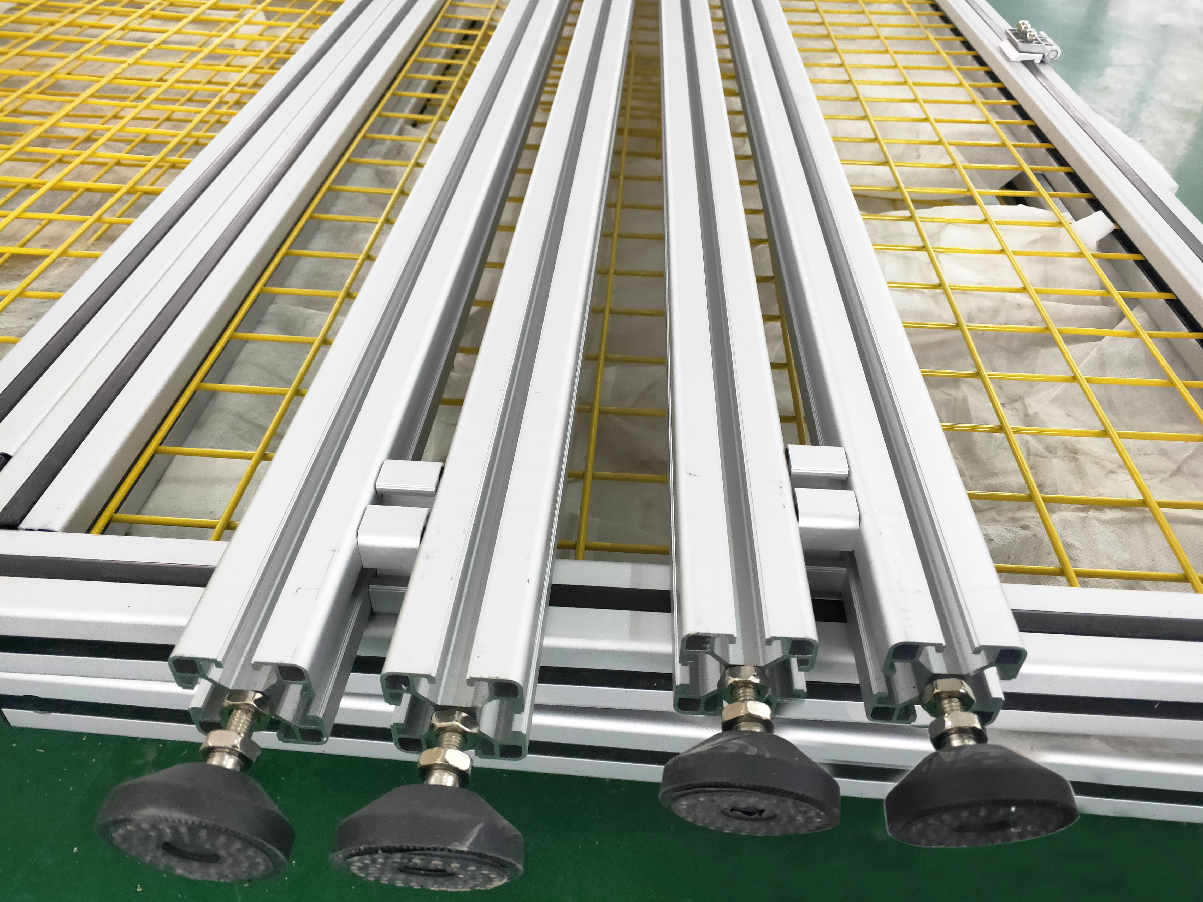 鋁型材的制作流程，南京鋁擠壓廠告訴你